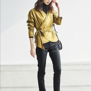 Uniqlo two way wrap blouse mustard/Brown XS NWT